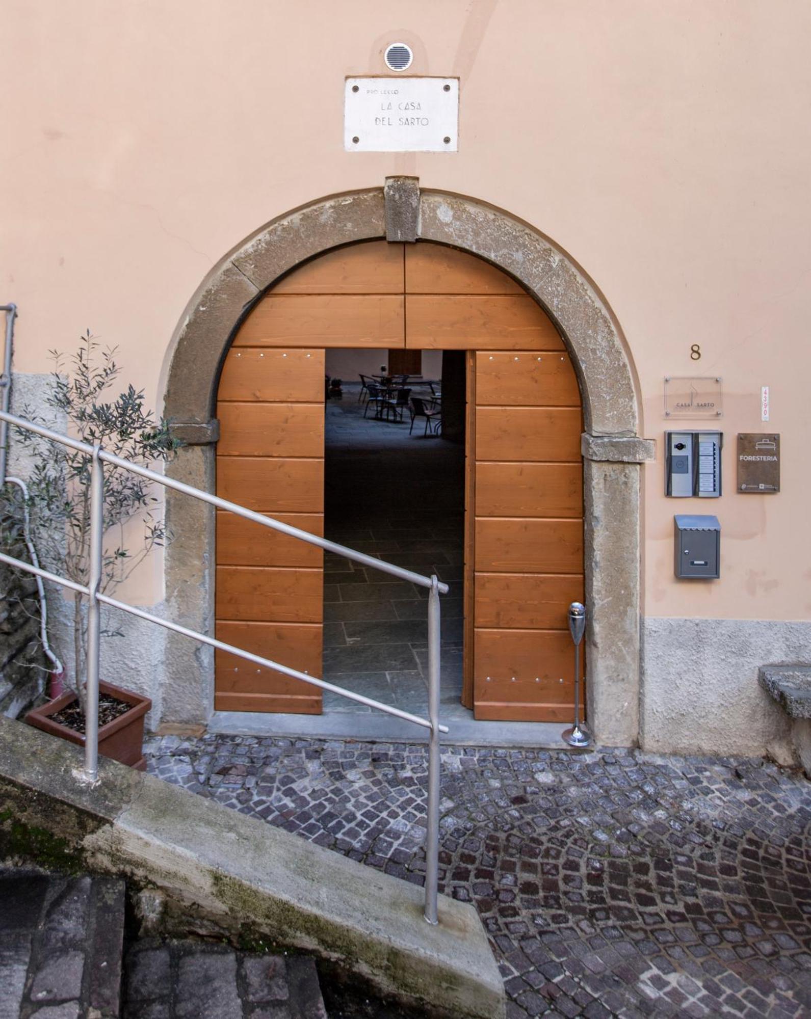 La Casa Del Sarto - Rooms And Apartments Lecco Luaran gambar